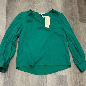 Elegant Green Women's Top blouse